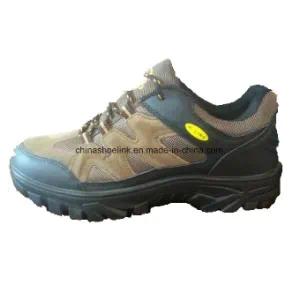 China New Men Hiking Shoes Trekking Shoes Cow Suede Leather